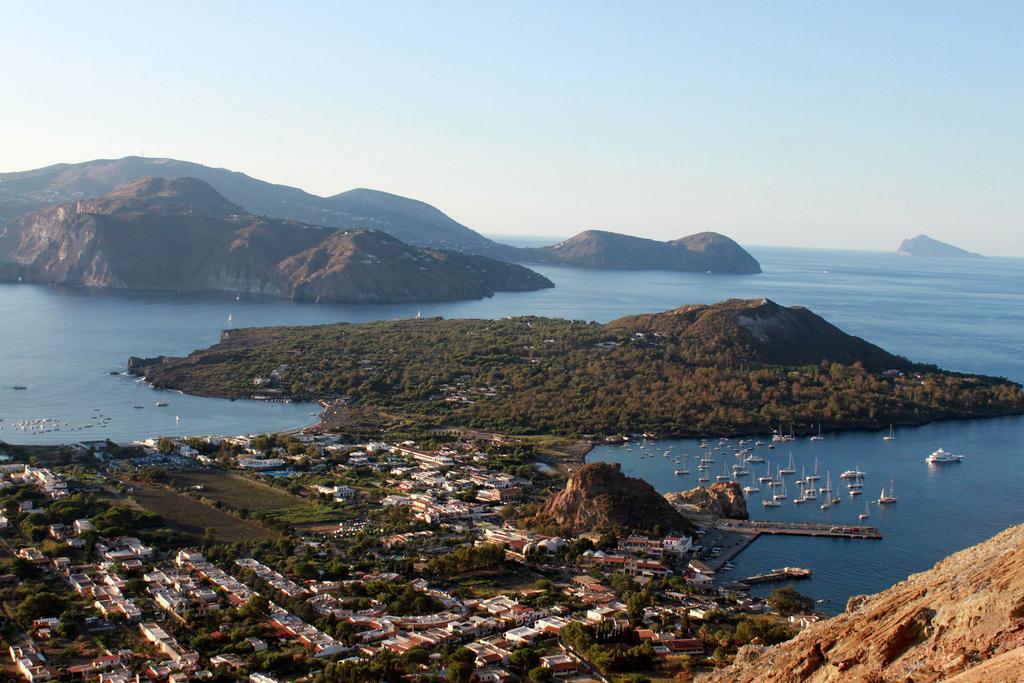 Villa A Lipari Oda fotoğraf